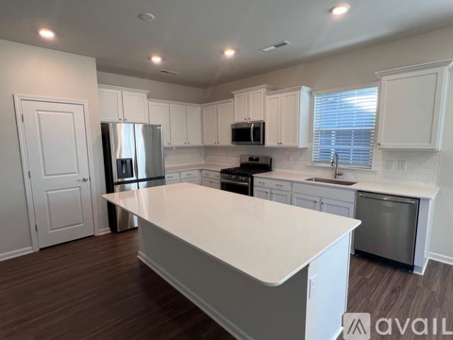3 BR, 2 BA Apartment 208 White Apple Wy, Statesville, NC 28625