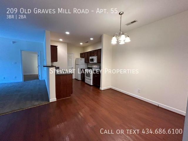 3 BR, 2 BA Apartment 209 Old Graves Mill Road, Lynchburg, VA 24502
