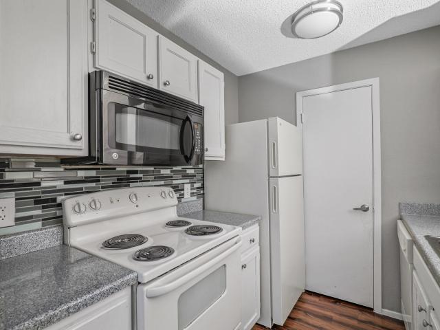 3 BR, 2 BA Apartment 2106 U.S. Highway 175 Unit N/A 2028, Seagoville, TX 75159