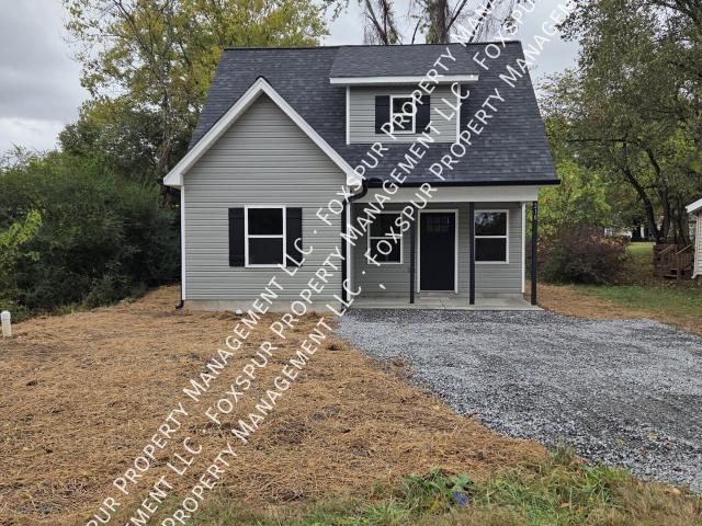 3 BR, 2 BA Apartment 210 W Washington Exd, Mayodan, NC 27027