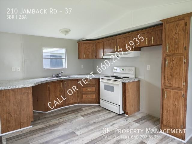 3 BR, 2 BA Apartment 210 Jamback Rd, Anniston, AL 36207