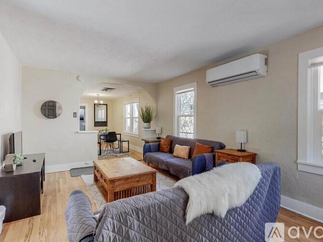 3 BR, 2 BA Apartment 2124 Eton Avenue Southeast, Unit Eton Furnished, Albuquerque, NM 87106