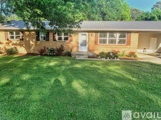 3 BR, 2 BA Apartment 2125 Cherry Street Southeast, Cleveland, TN 37323