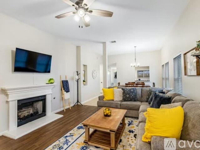 3 BR, 2 BA Apartment 21312 Secretariat Ridge Lane, Pflugerville, TX 78660