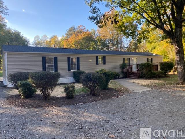 3 BR, 2 BA Apartment 217 Johnson Rd, Mineral, VA 23117
