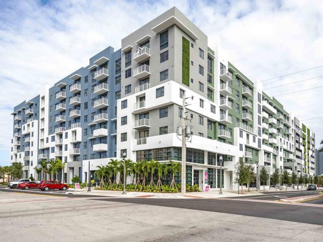 3 BR, 2 BA Apartment 2145 NE 164th St Unit 0151, Miami, FL 33162