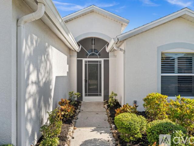 3 BR, 2 BA Apartment 21489 Sheridan Run, Estero, FL 33928