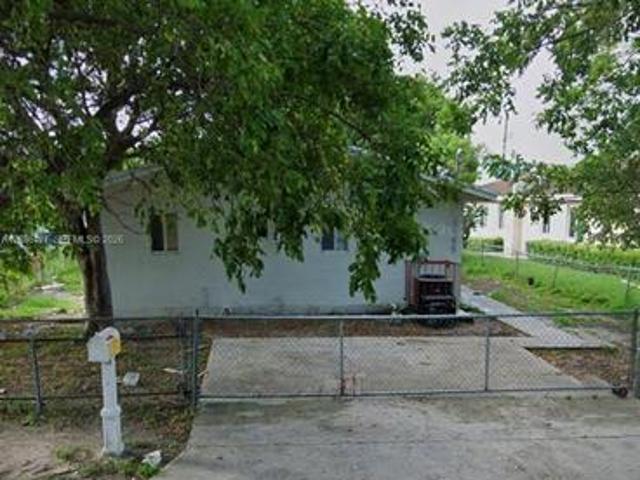 3 BR, 2 BA Apartment 2150 NW 65th St, Unit 2150, Miami, FL 33147