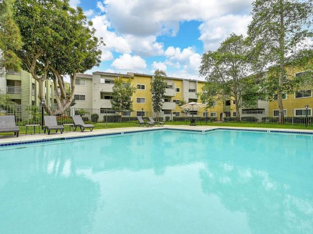 3 BR, 2 BA Apartment 2170 Carol View Drive Unit A202, Cardiff By The Sea, CA 92007