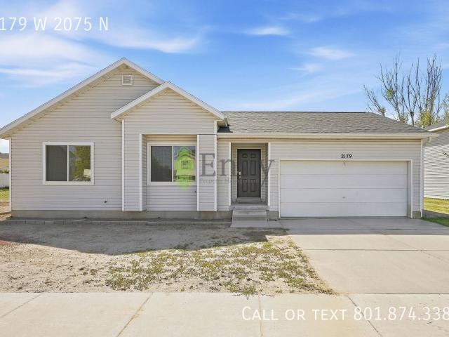 3 BR, 2 BA Apartment 2179 W 2075 N, Clinton, UT 84015