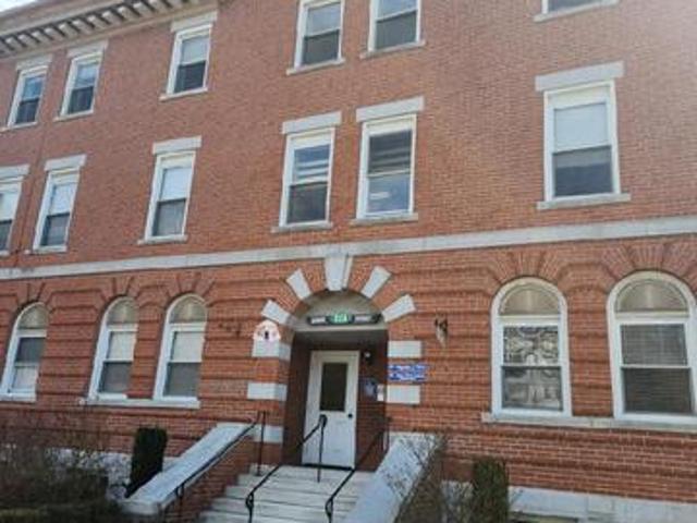 3 BR, 2 BA Apartment 223 Meadow St, Naugatuck, CT 06770