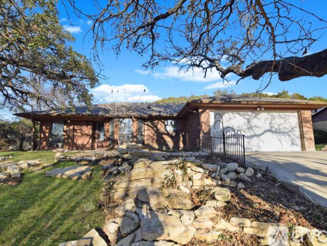 3 BR, 2 BA Apartment 2213 Phyllis Dr, Copperas Cove, TX 76522