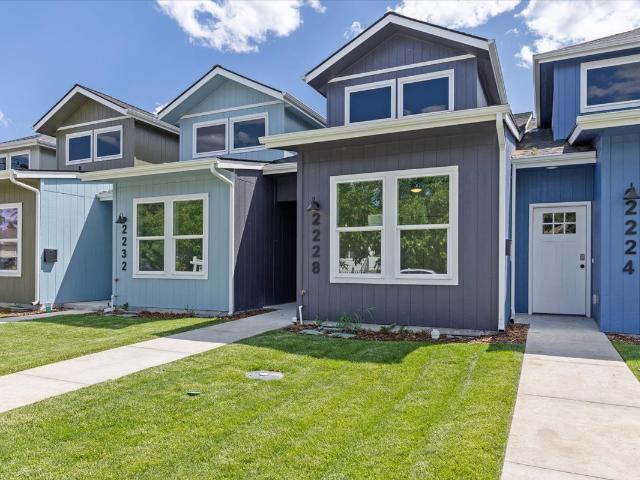 3 BR, 2 BA Apartment 2228 E 4th Ave, Spokane, WA 99202