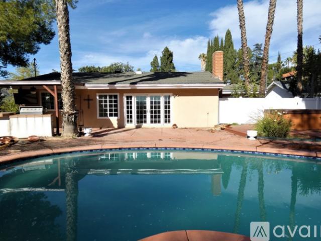 3 BR, 2 BA Apartment 22438 Michale Street, Los Angeles, CA 91304