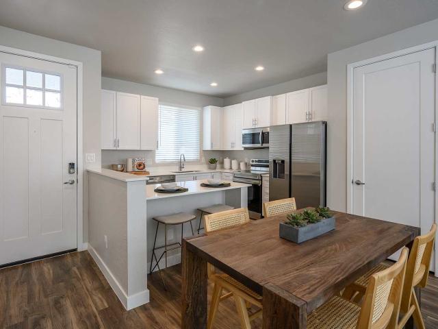 3 BR, 2 BA Apartment 22691 East Rittenhouse Road Unit 1144 1144, Queen Creek, AZ 85142