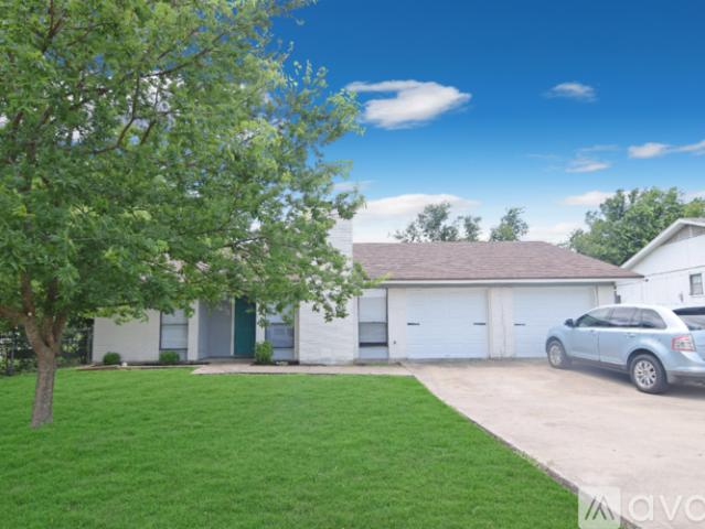 3 BR, 2 BA Apartment 2305 Bunker Hill Dr, Unit A, Temple, TX 76504