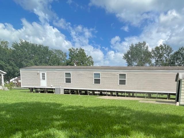 3 BR, 2 BA Apartment 2312 Robley Dr, Lafayette, LA 70503