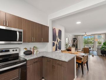 3 BR, 2 BA Apartment 23425 Southeast Black Nugget Road Unit M201, Issaquah, WA 98029