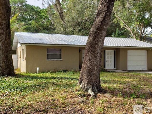 3 BR, 2 BA Apartment 2348 Mystic Dr, Sarasota, FL 34232