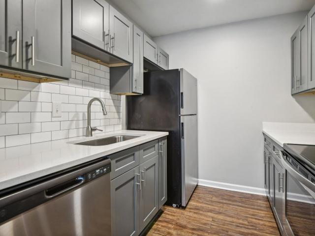 3 BR, 2 BA Apartment 2350 Cobb Parkway SE. Unit 19K, Smyrna, GA 30080