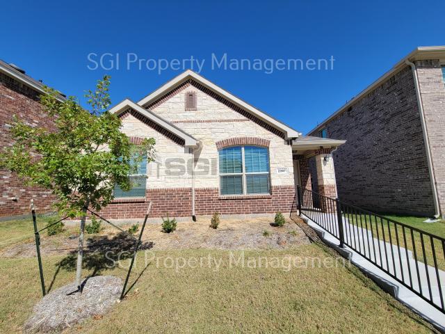 3 BR, 2 BA Apartment 2357 Pyrite Dr, Aubrey, TX 76227
