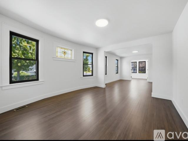 3 BR, 2 BA Apartment 235 Elmwood Avenue, Unit 2, Maplewood, NJ 07040