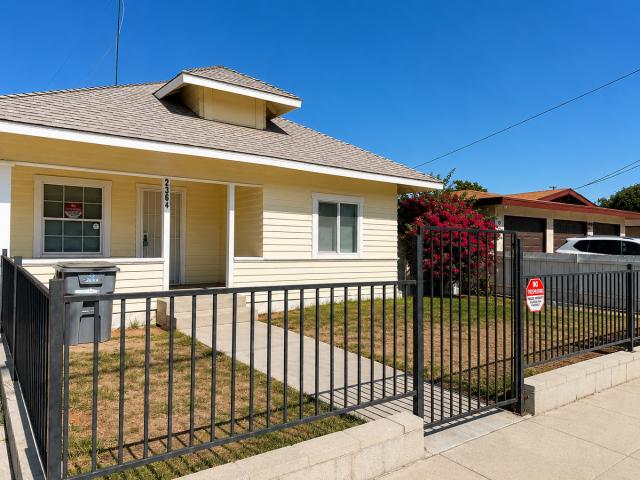 3 BR, 2 BA Apartment 236 North Alessandro Street, Hemet, CA 92543