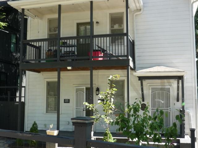 3 BR, 2 BA Apartment 238 Wilbur Ave SE, Unit 2, Atlanta, GA 30316