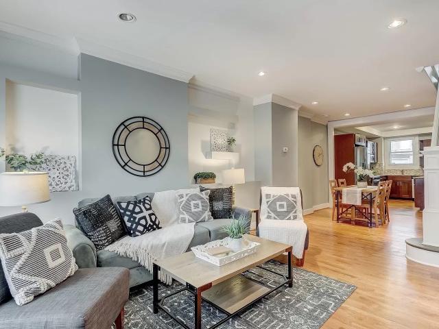 3 BR, 2 BA Apartment 23 N Curley St, Baltimore, MD 21224