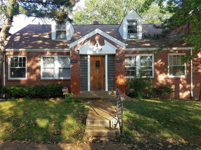 3 BR, 2 BA Apartment 3412 Lawn Ave, St. Louis, MO 63139