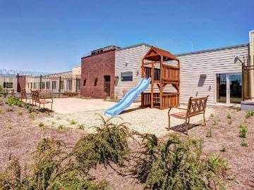 3 BR, 2 BA Apartment 3427 W Villard Ave Unit 416, Milwaukee, WI 53209