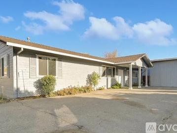 Sutter County, California, USA - Garden