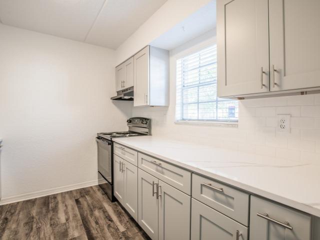 3 BR, 2 BA Apartment 3450 Townsend Boulevard Unit 267, Jacksonville, FL 32277
