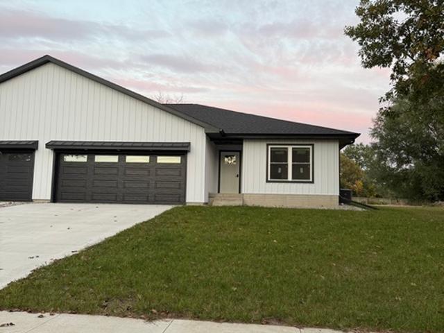 3 BR, 2 BA Apartment 345 Norris Court, Unit 345 Norris Ct, Waterloo, IA 50701