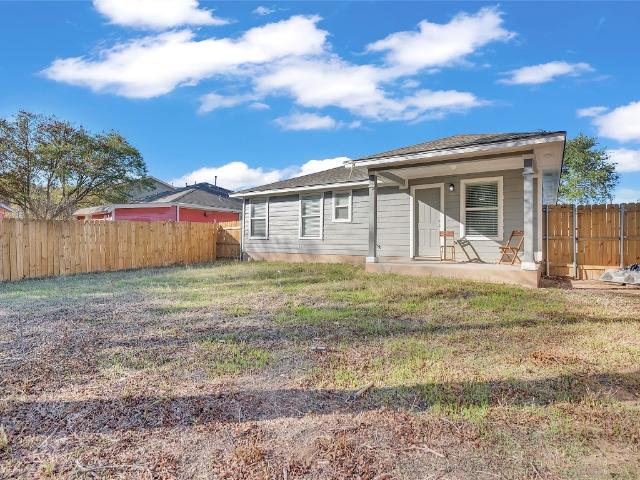 3 BR, 2 BA Apartment 3514 Banda Lane, Austin, TX 78725