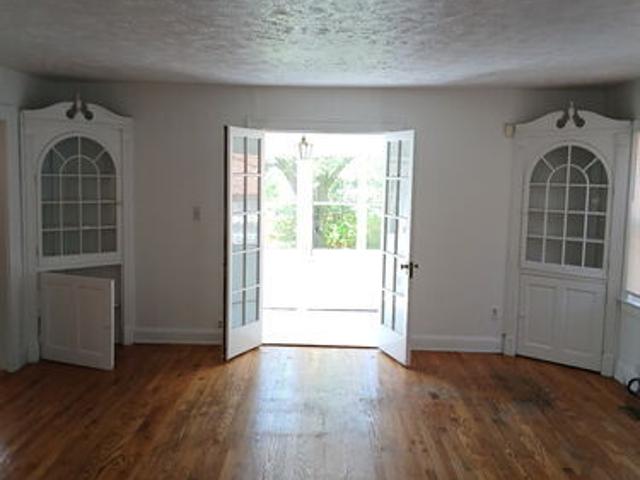 3 BR, 1 BA Apartment 1200 Commonwealth Ave, Mayfield Heights, OH 44124