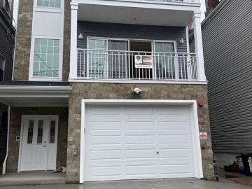 3 BR, 2 BA Apartment 357 359 South 11 Th Street, Unit 2, Newark, NJ 07103