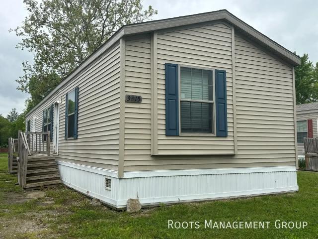 3 BR, 2 BA Apartment 3615 Concord, Flint, MI 48504