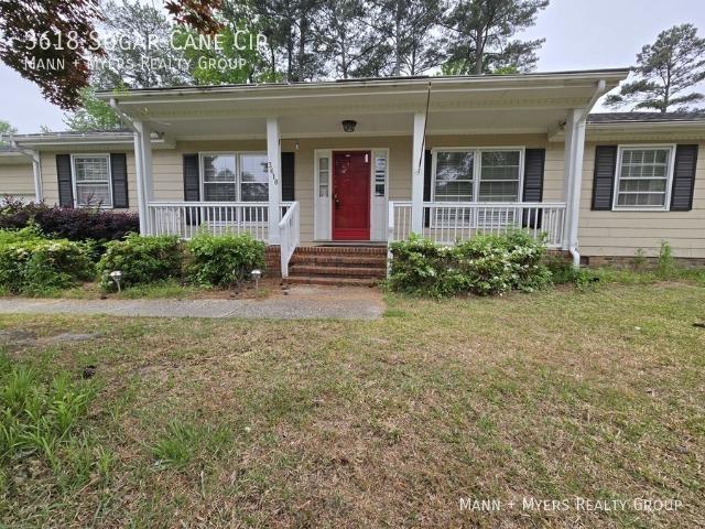3 BR, 2 BA Apartment 3618 Sugar Cane Cir, Fayetteville, NC 28303