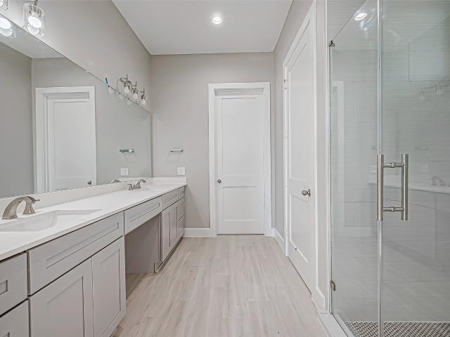 3 BR, 2 BA Apartment 3635 Needville Avenue, Needville, TX 77461