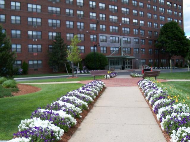 3 BR, 2 BA Apartment 364 Rindge Avenue, Cambridge, MA 02140