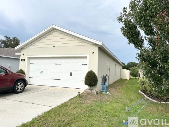 3 BR, 2 BA Apartment 3650 Zephyr Preserve Place, Zephyrhills, FL 33541