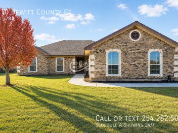 3 BR, 2 BA Apartment 3710 Dewitt County Ct, Killeen, TX 76549