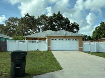 3 BR, 2 BA Apartment 3717 137th Avenue North, Largo, FL 33771