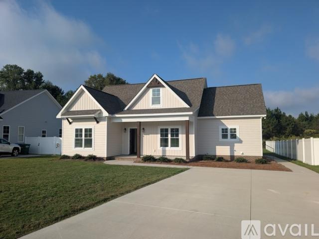 3 BR, 2 BA Apartment 3717 Lightwater Ln, Elm City, NC 27822
