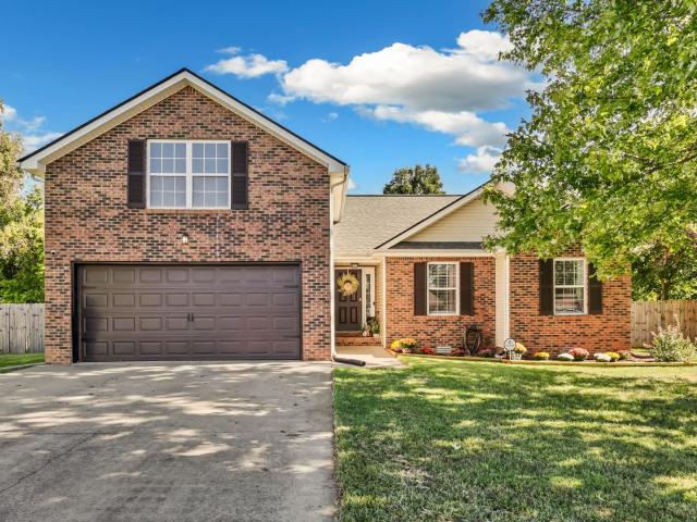3 BR, 2 BA Apartment 3733 Harvest Ridge, Clarksville, TN 37040