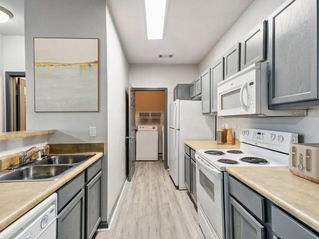 3 BR, 2 BA Apartment 377 Athens Way Unit 308, Nashville, TN 37228