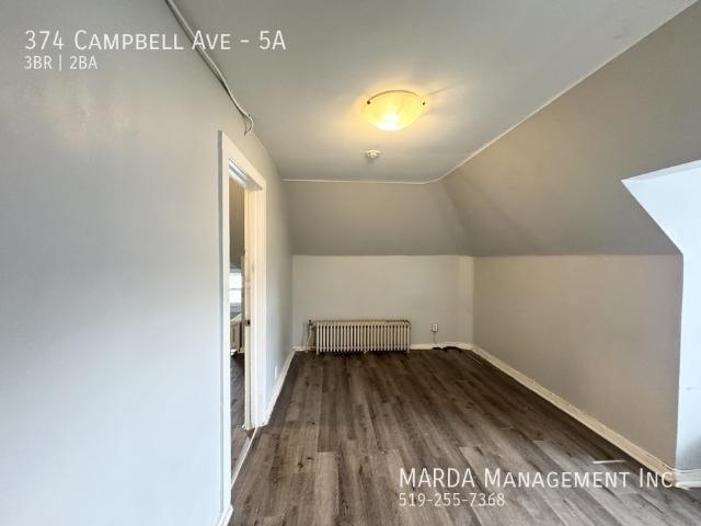 3 BR, 2 BA Apartment 374 Campbell Ave, Windsor, ON N9B 2H3