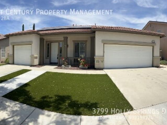 3 BR, 2 BA Apartment 3799 Holly Springs Drive, Corona, CA 92881