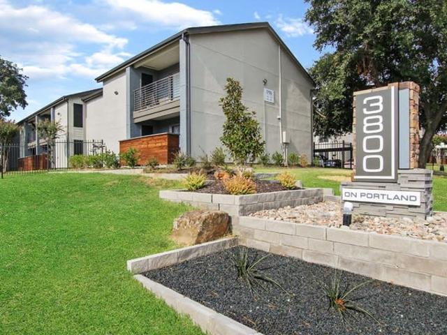 3 BR, 2 BA Apartment 3800 Portland Street Unit 176, Irving, TX 75038